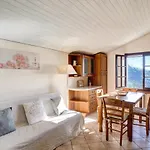 Le Casasse Apartment Imperia